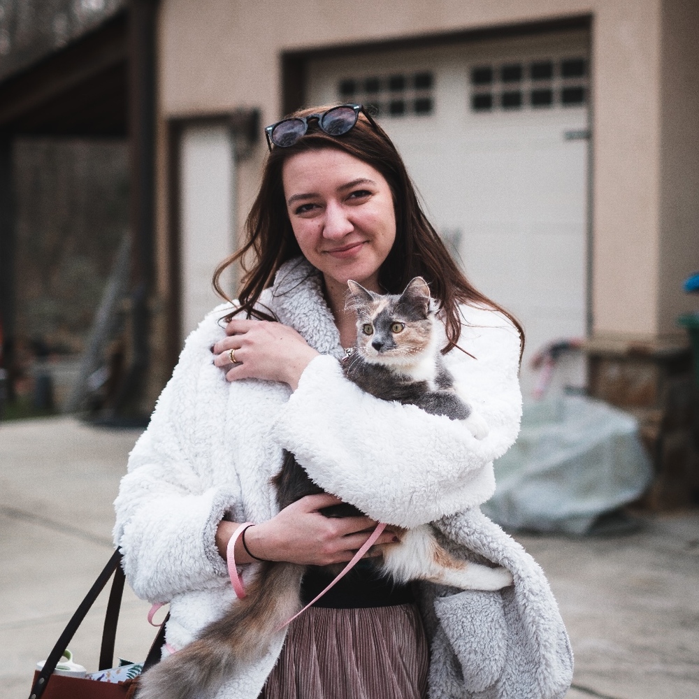 Meet your Posher, Charlotte